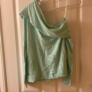 NWT Lilly Pulitzer one shoulder sweatshirt